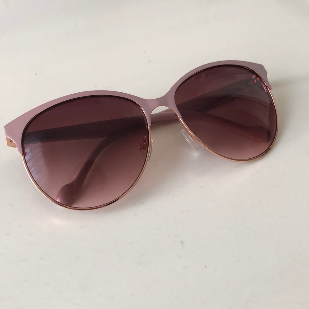 Jessica Simpson Sunglasses